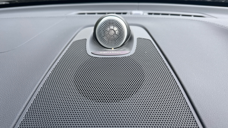 Volvo XC60 2.0 B5P Ultimate Dark 5dr AWD Geartronic Petrol Estate